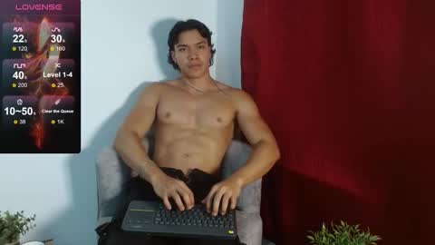 adriel_escalante online show from 09.14.25