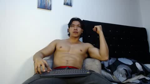 adriel_escalante online show from 12.02.25