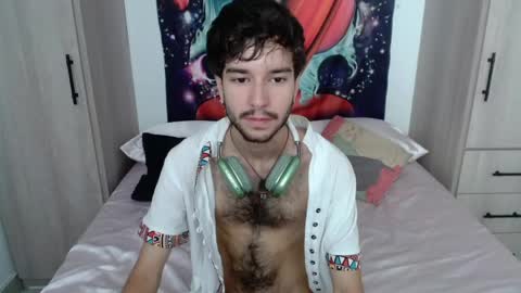 Snapshot of adrien_polo chatting on 05.31.26 adrien_polo online show from 05.31.26