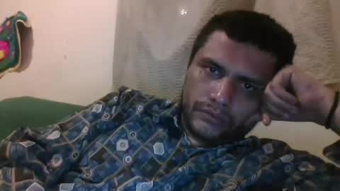 Snapshot of adrodiarellano chatting on 09.15.25 adrodiarellano online show from 09.15.25