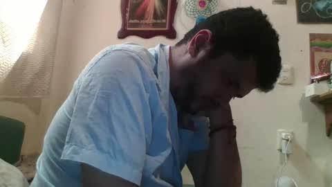 Snapshot of adrodiarellano chatting on 11.14.25 adrodiarellano online show from 11.14.25