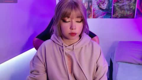 Arieyara online show from 12.18.25