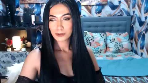 Dominant Goddess Contessa online show from 10.19.25