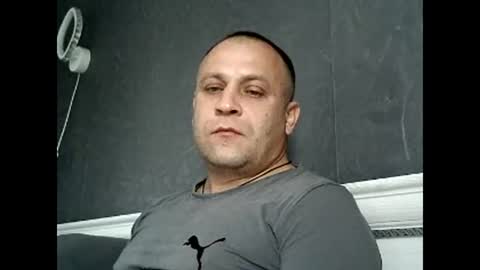 Sasha online show from 10.14.25