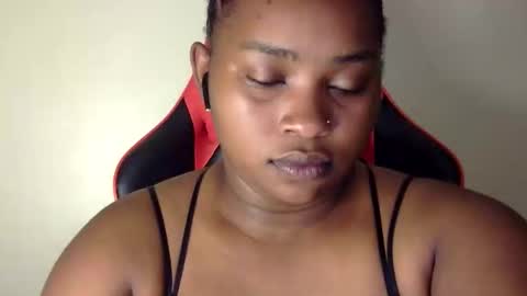 stella online show from 10.21.25