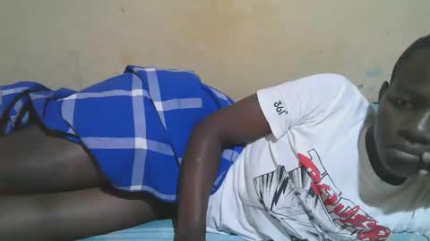 Snapshot of african_pussy2 chatting on 11.19.25 african_pussy2 online show from 11.19.25