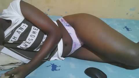 Snapshot of african_pussy2 chatting on 11.22.25 african_pussy2 online show from 11.22.25