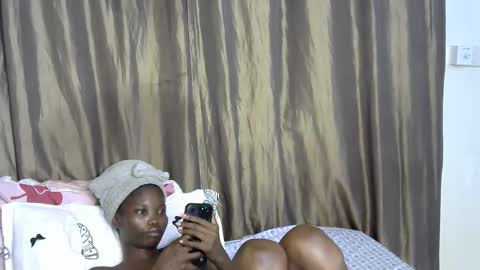 africana_slimqueen online show from 04.08.26