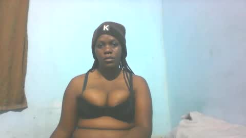Snapshot of africangal6677 chatting on 04.22.26 africangal6677 online show from 04.22.26