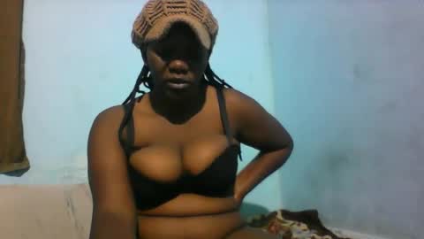 Snapshot of africangal6677 chatting on 05.07.26 africangal6677 online show from 05.07.26