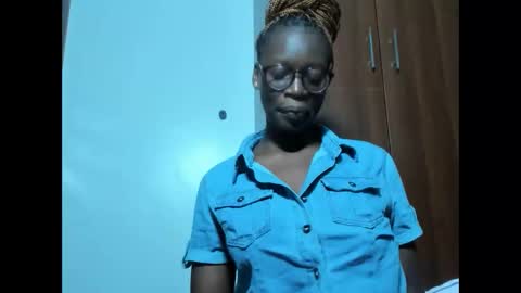 Snapshot of afro_pop chatting on 02.15.25 Leah online show from 02.15.25