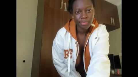 Snapshot of afro_pop chatting on 02.22.25 Leah online show from 02.22.25