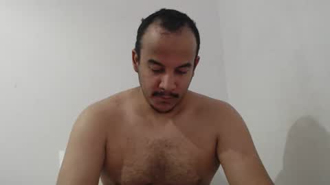 afroboy334698 online show from 10.03.25