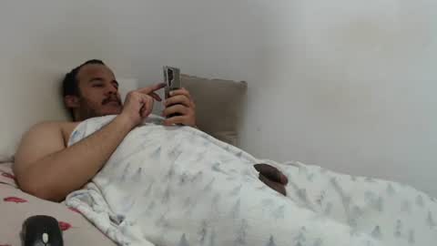 afroboy334698 online show from 10.19.25