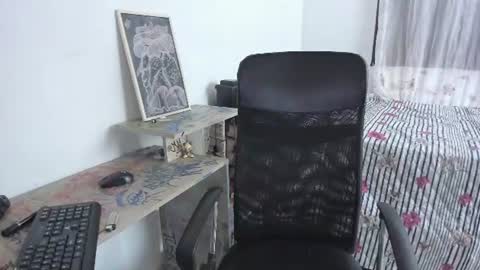 Snapshot of afroditaleclair chatting on 06.15.26 Afrodita online show from 06.15.26