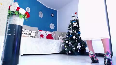 Amalia online show from 12.21.25