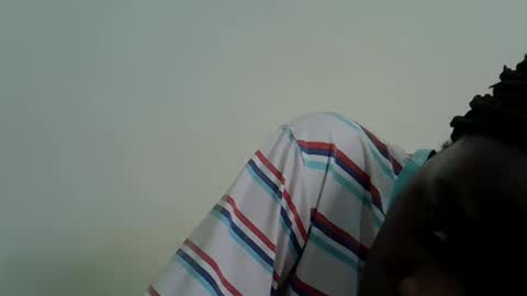 Snapshot of afronubians chatting on 02.14.25 afronubians online show from 02.14.25