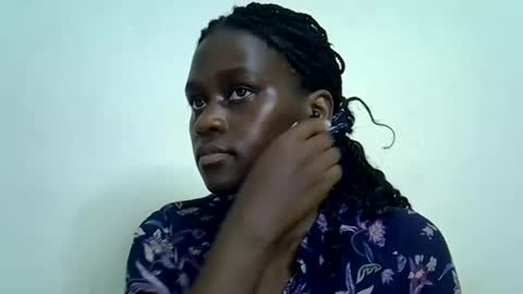 Snapshot of afronubians chatting on 03.10.25 afronubians online show from 03.10.25