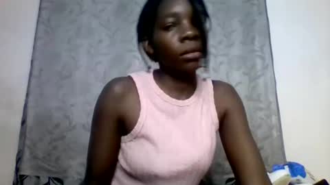 pink  and josphen online show from 02.03.25