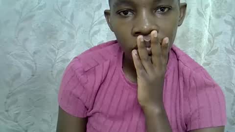 pink  and josphen online show from 03.04.25