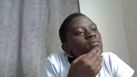 pink  and josphen online show from 04.02.26