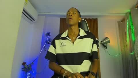 afrowayuu online show from 05.26.26