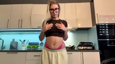 Mila -call me cute online show from 06.22.26