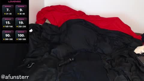 Snapshot of afunster chatting on 01.12.25 afunsterr online show from 01.12.25