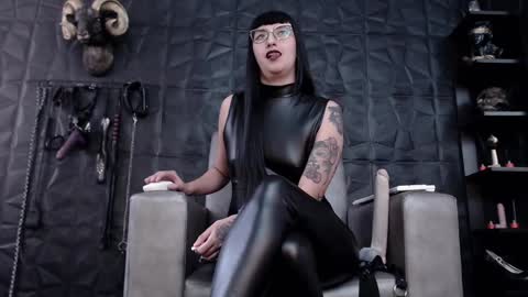 Snapshot of agata_darkness chatting on 01.23.25 Miss Agata online show from 01.23.25