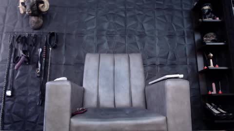 Snapshot of agata_darkness chatting on 02.17.25 Miss Agata online show from 02.17.25