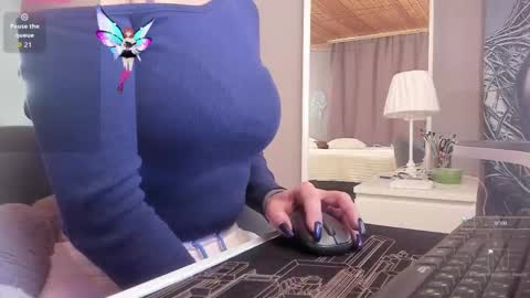 Snapshot of agata_kriste7 chatting on 10.26.25 Agata Kriste online show from 10.26.25