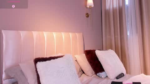 Agata Lauret online show from 03.24.26