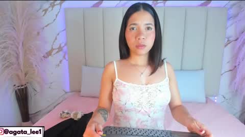 agataa_lee online show from 10.08.25
