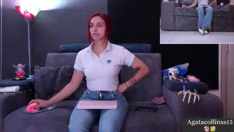 Agata Collinss online show from 11.21.25