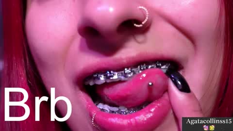 Agata Collinss online show from 11.21.25