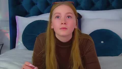 AgataFoxley online show from 11.29.25