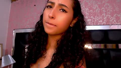 Snapshot of agatha_collinss chatting on 01.11.25 Val inst agatha clls online show from 01.11.25