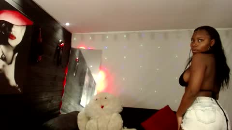 CAROLINA online show from 12.18.25