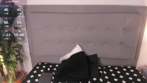 Agatha vixen  online show from 01.26.25