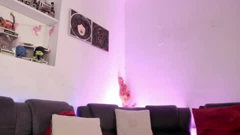 Snapshot of agathaa_ks_ chatting on 05.15.26 Camila 2 online show from 05.15.26