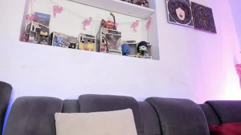 Snapshot of agathaa_ks_ chatting on 05.18.26 Camila 2 online show from 05.18.26