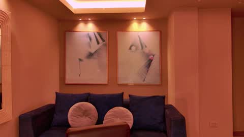 Agatha online show from 11.02.25