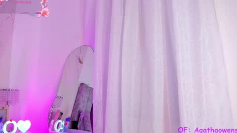 Snapshot of agathaowens chatting on 09.14.25 Agatha Owens online show from 09.14.25