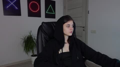 Agelina Lilly Laura online show from 01.27.25