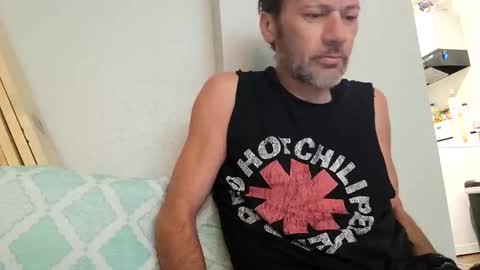 Snapshot of agent_0000007 chatting on 09.25.25 Agent 0000007 online show from 09.25.25