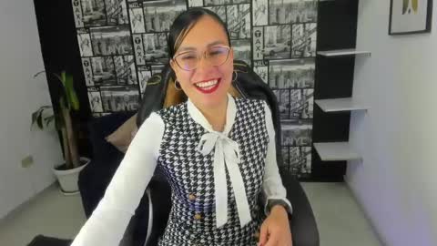 Aghata Moon online show from 01.28.25