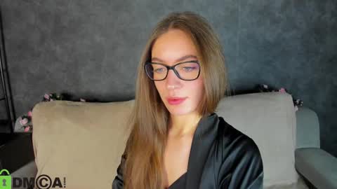 agnes wells online show from 11.11.25