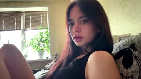 Kate online show from 04.15.26