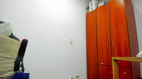 Agustin online show from 12.19.24