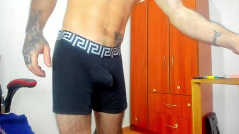 Agustin online show from 01.12.25